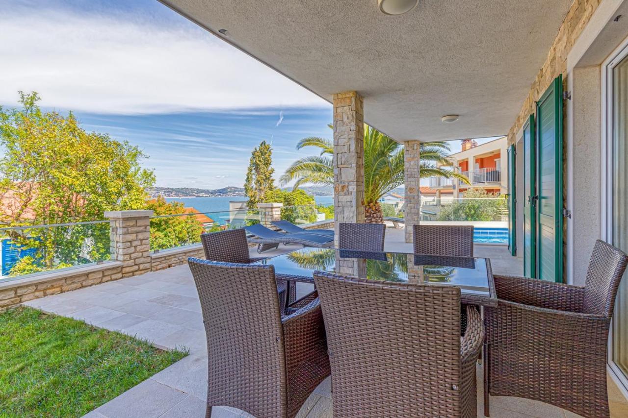 Villa Milena With Pool And Sea View Цървени Връх Екстериор снимка